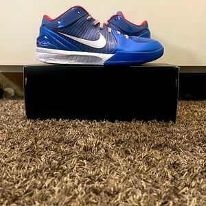 Kobe 4 Philly size 11 used